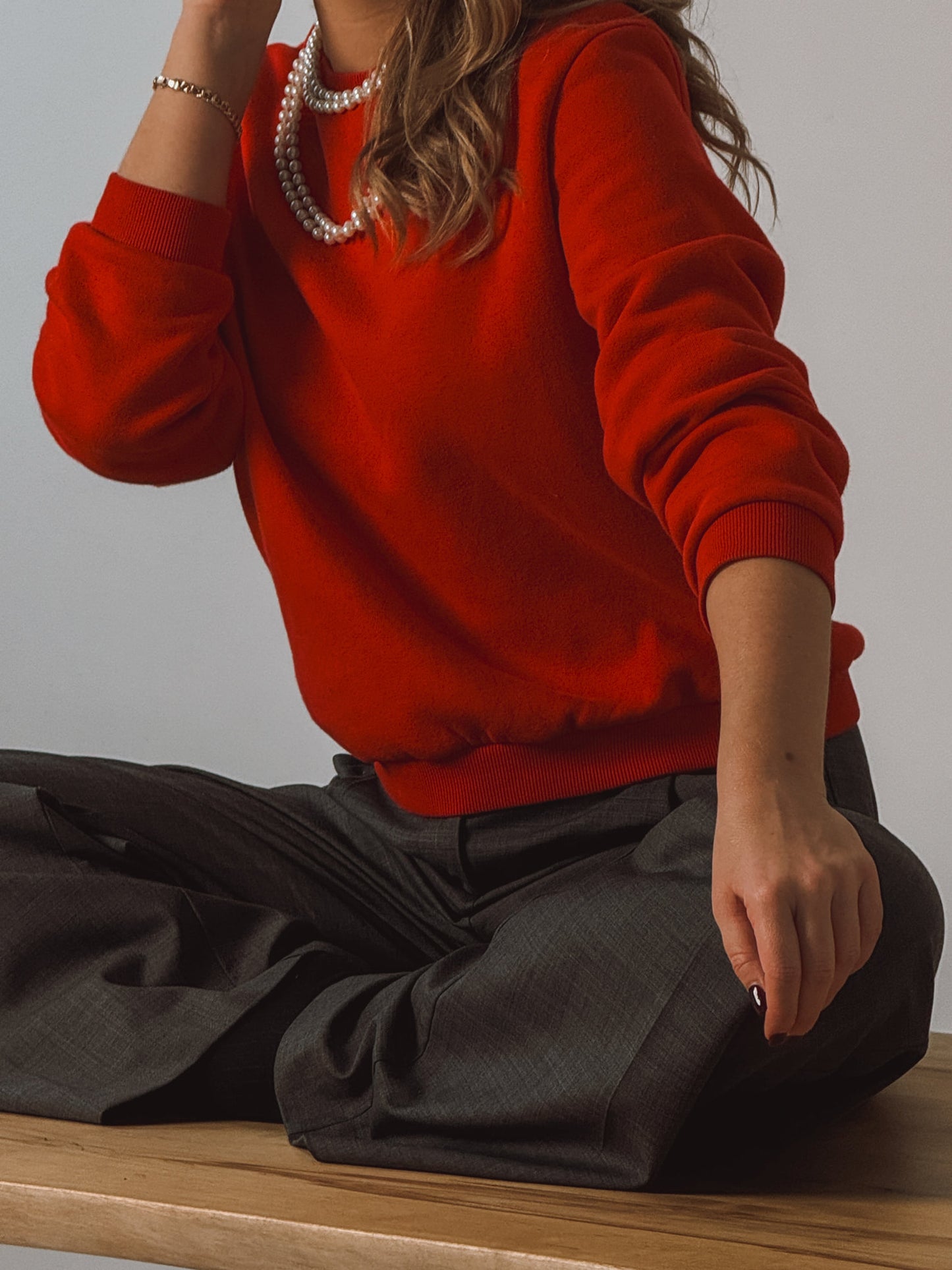 PULOVERS – ĒRTUMS UN ELEGANCE VIENĀ