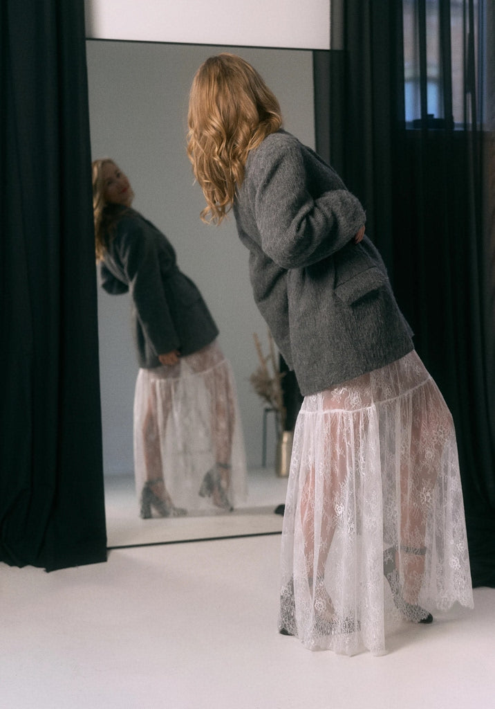 MEŽĢĪŅU SVĀRKI - TRENDĪGS SIEVIŠĶĪBAS AKCENTS